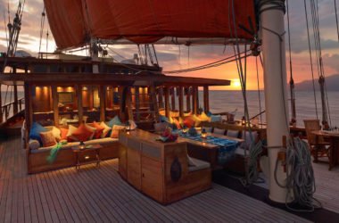 Si Datu Bua foredeck set for dinner at sundown