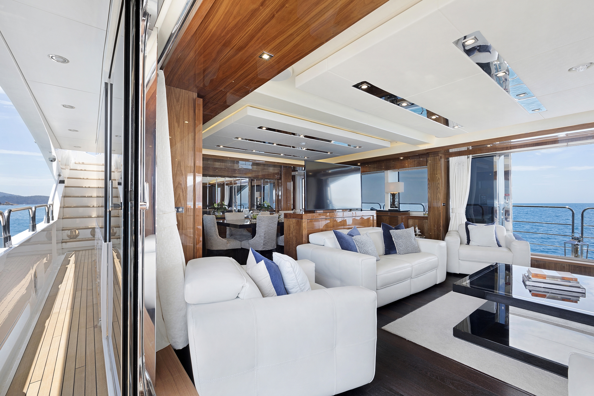 yacht partner in Australia, Ocean Alliance and their yacht Settlement view from the main salon